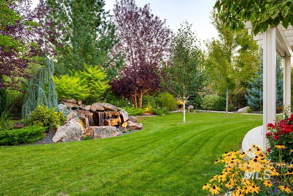 Photo of 6844 N Winward Ave, Eagle, ID 83616 (MLS # 99000843)