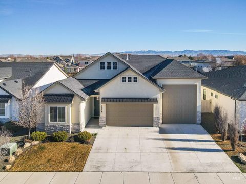 Photo of 4676 S Abbot Way, Meridian, ID 83642 (MLS # 98977027)
