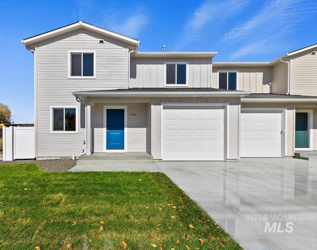 Photo of 1916 E Shortline Dr, Nampa, ID 83687 (MLS # 99004387)