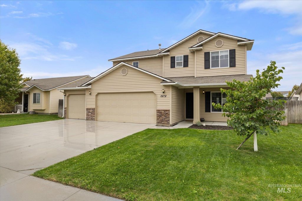 Photo of 19737 Alleghenny Way, Caldwell, ID 83605 (MLS # 98963395)