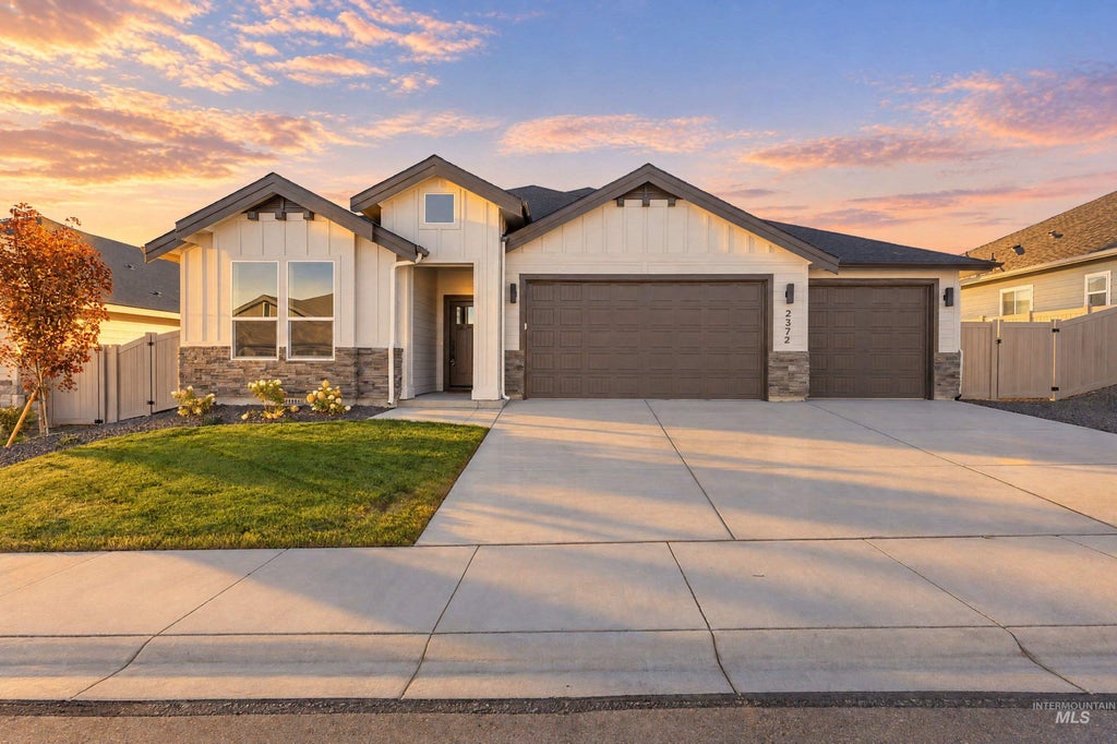Photo of 2372 S Hurd Ave, Nampa, ID 83686 (MLS # 99004079)