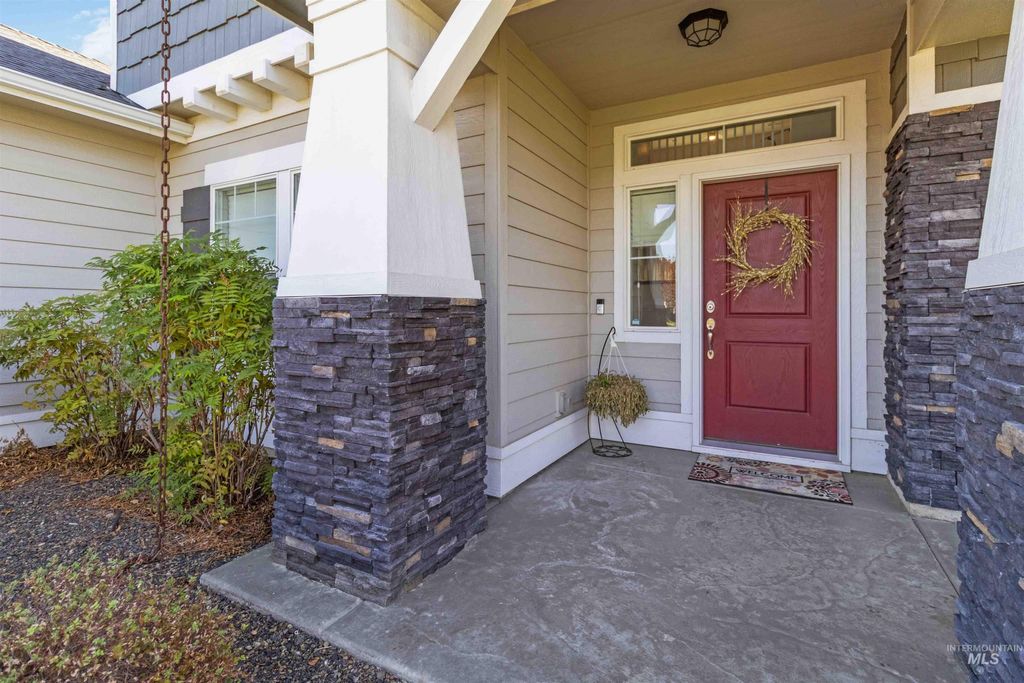 Photo of 892 N. Chastain Lane, Eagle, ID 83616 (MLS # 98971065)