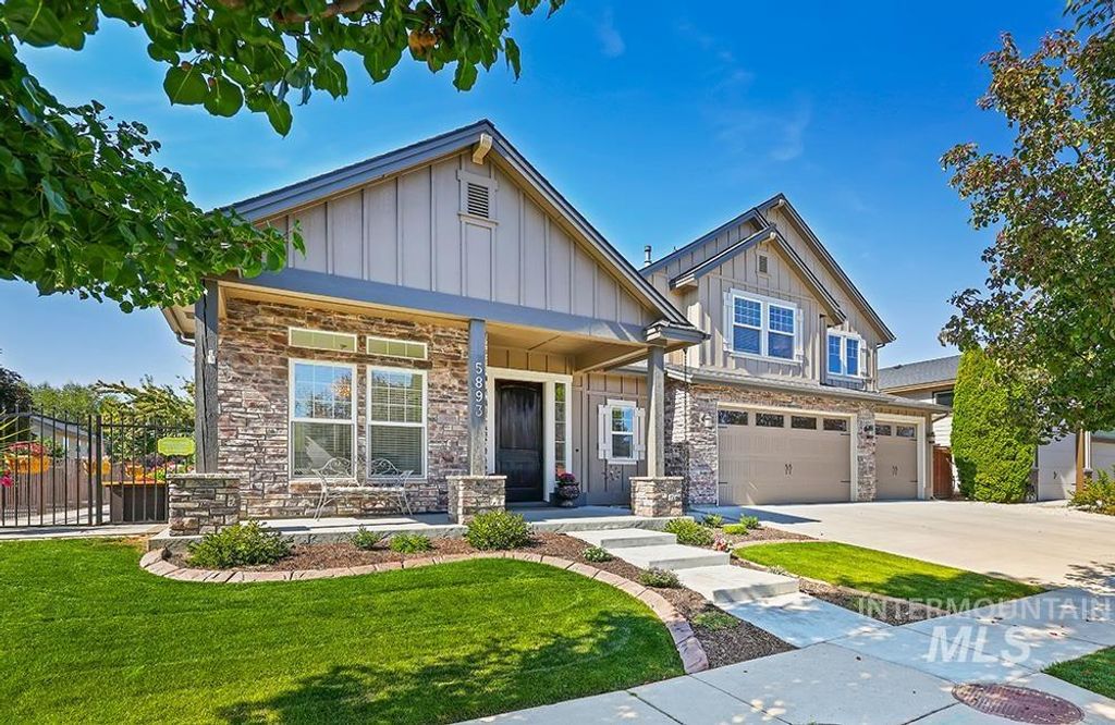 Photo of 5893 N Senita Hills Ave, Meridian, ID 83646 (MLS # 98963305)