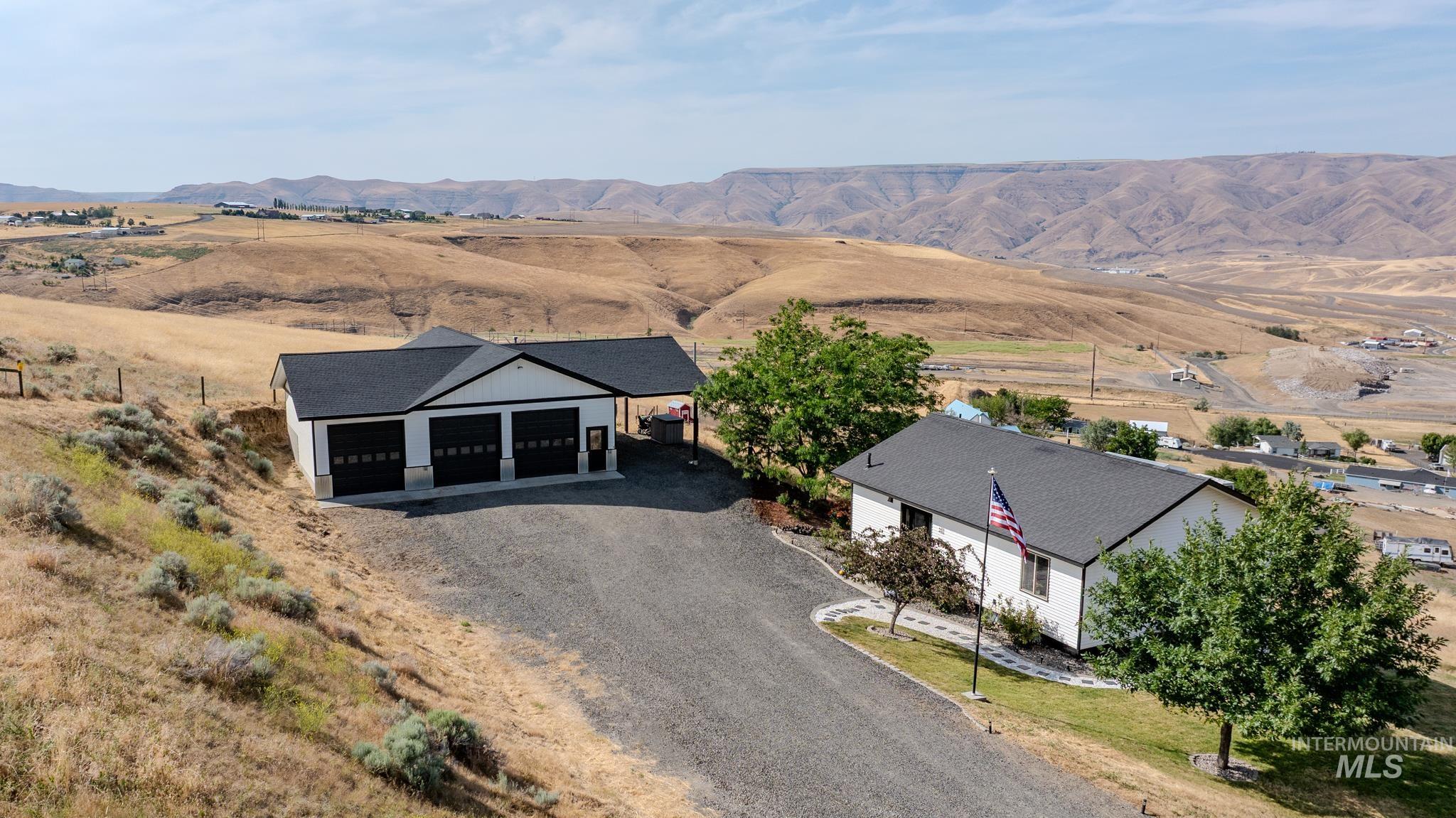 2860 Scenic Hills Drive