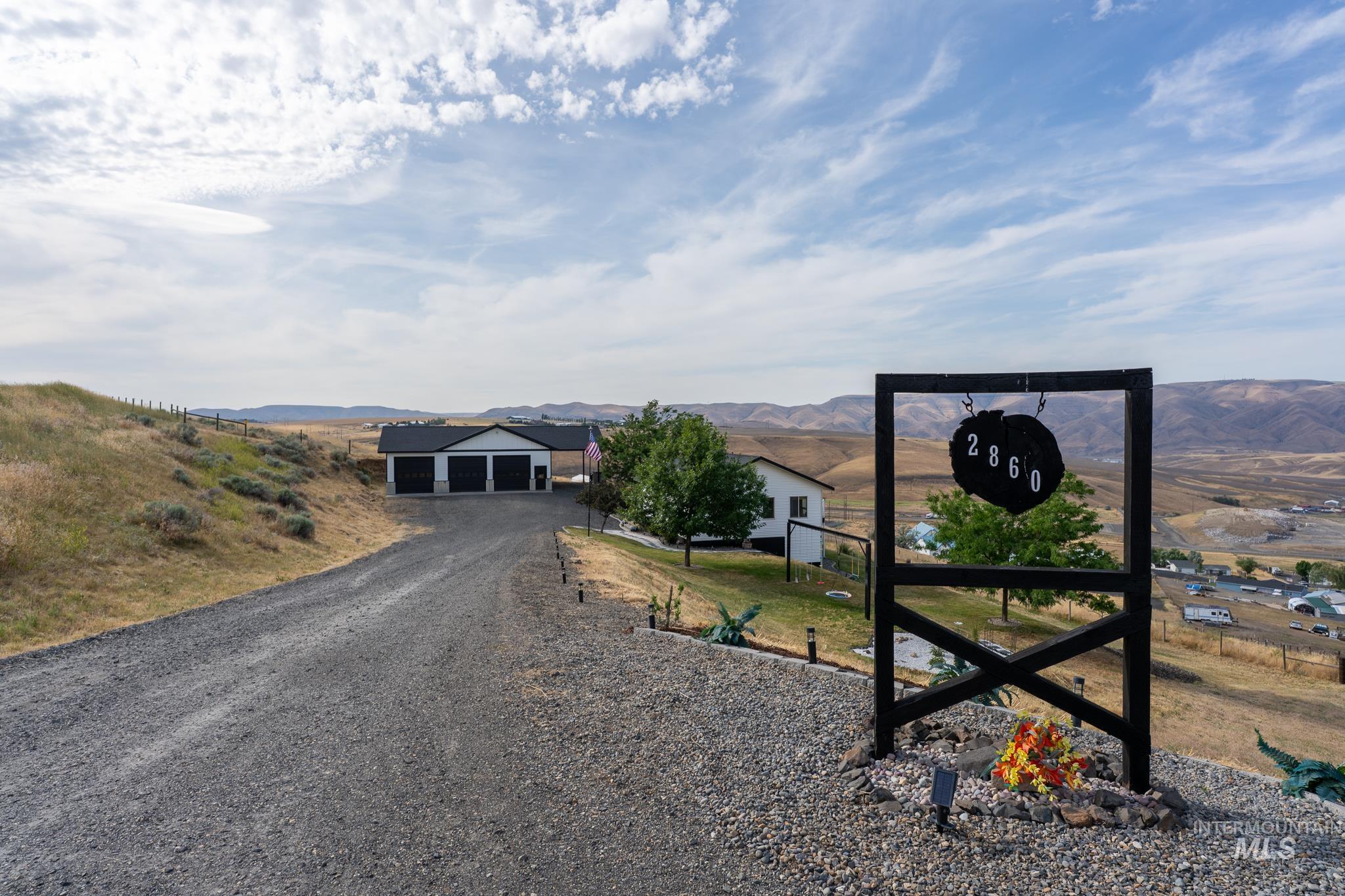 2860 Scenic Hills Drive