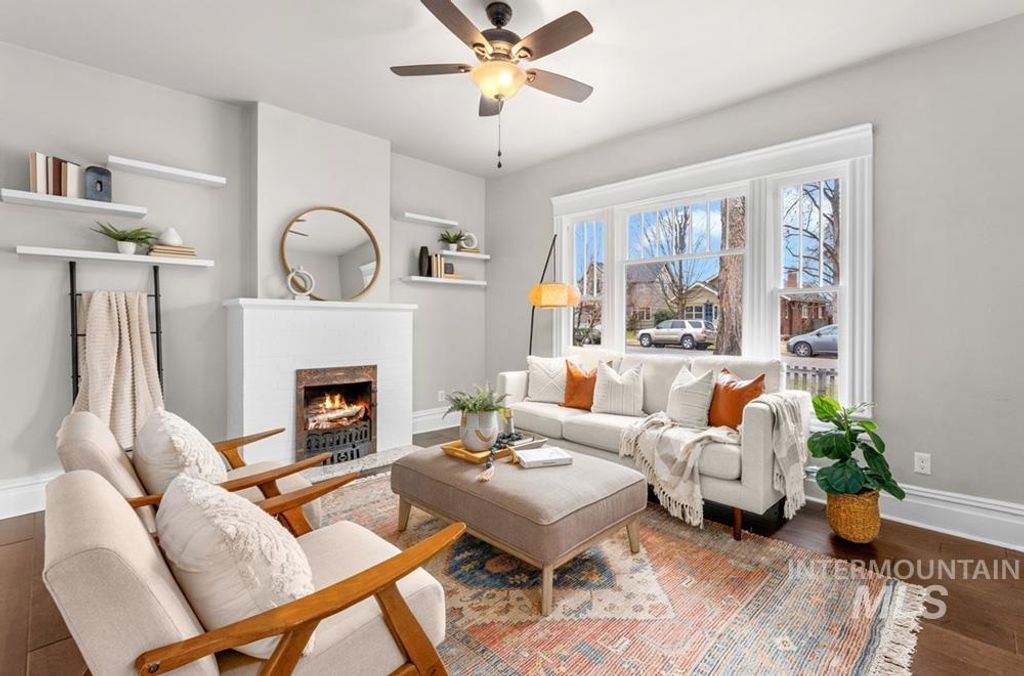 Photo of 1806 W Washington St, Boise, ID 83702 (MLS # 98972409)