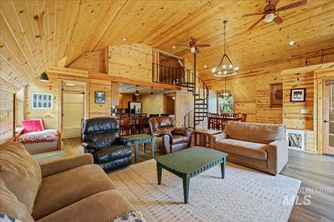 Photo of 14 Melonie Loop, Cascade, ID 83611 (MLS # 98994483)