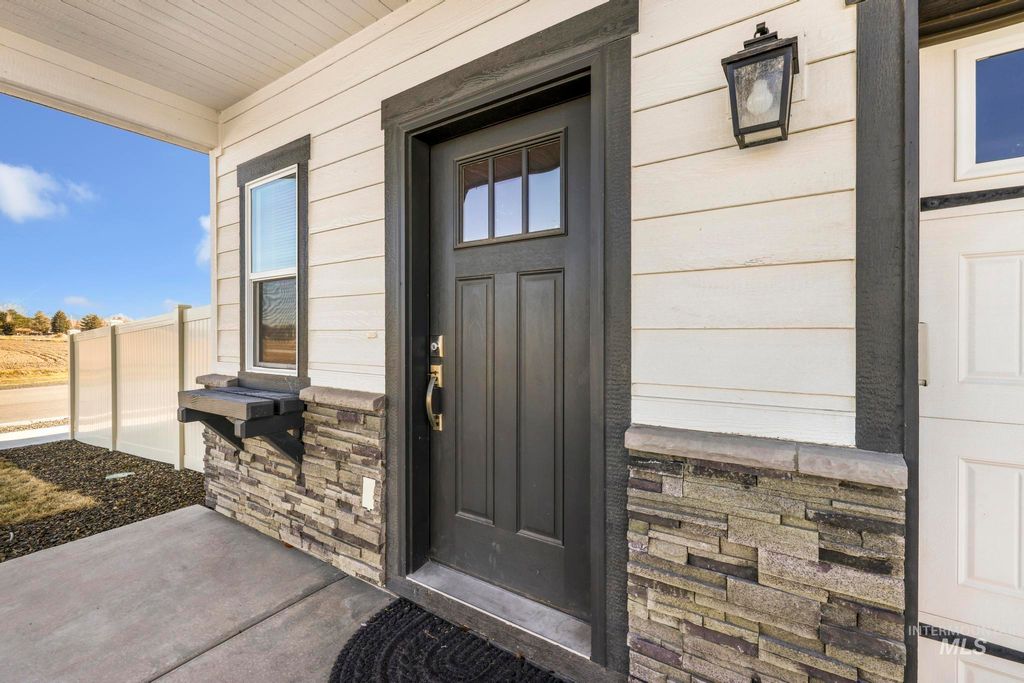 Photo of 2786 Whitebark Ln, Twin Falls, ID 83301 (MLS # 98974172)