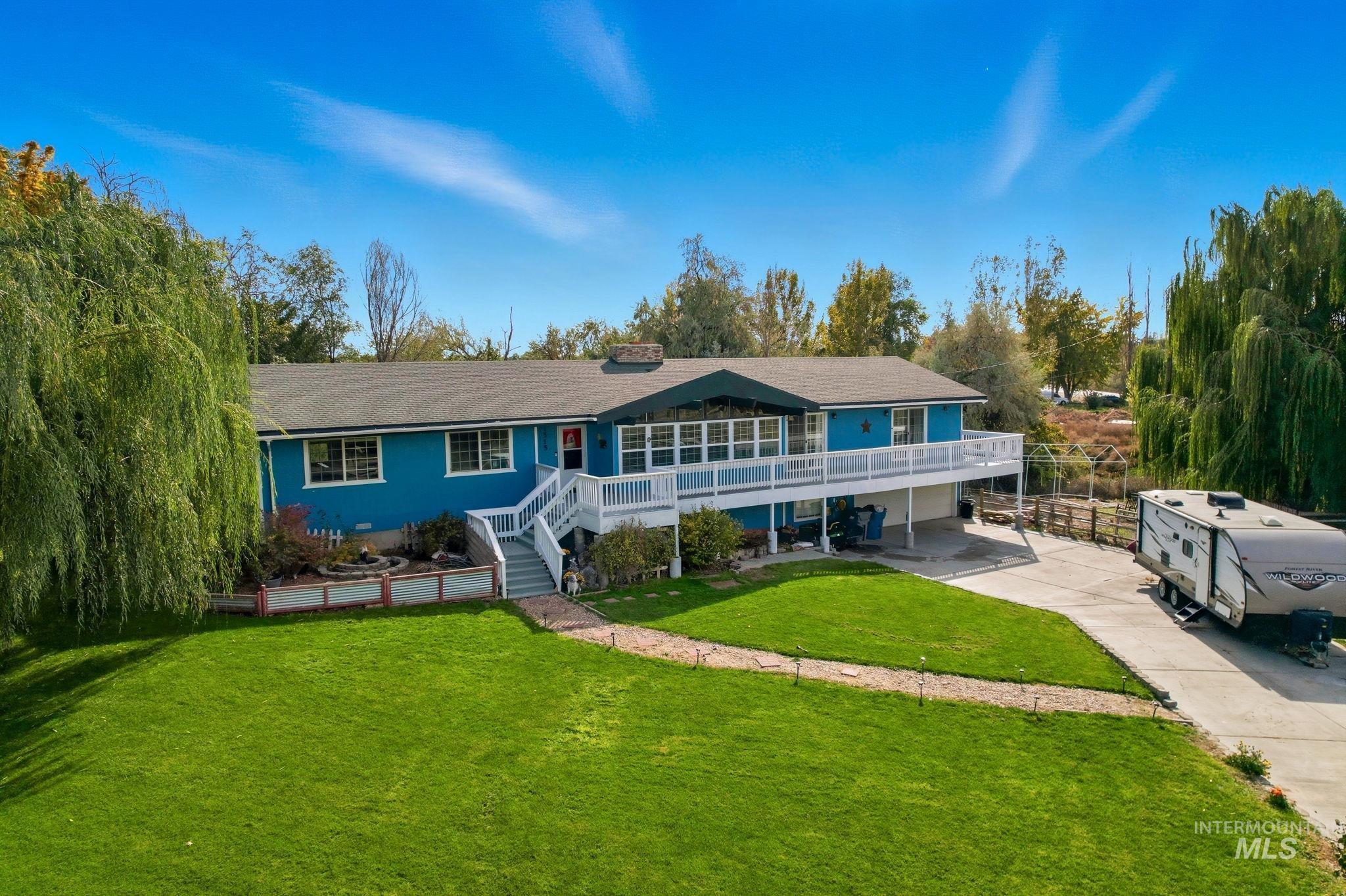 1515 Primrose