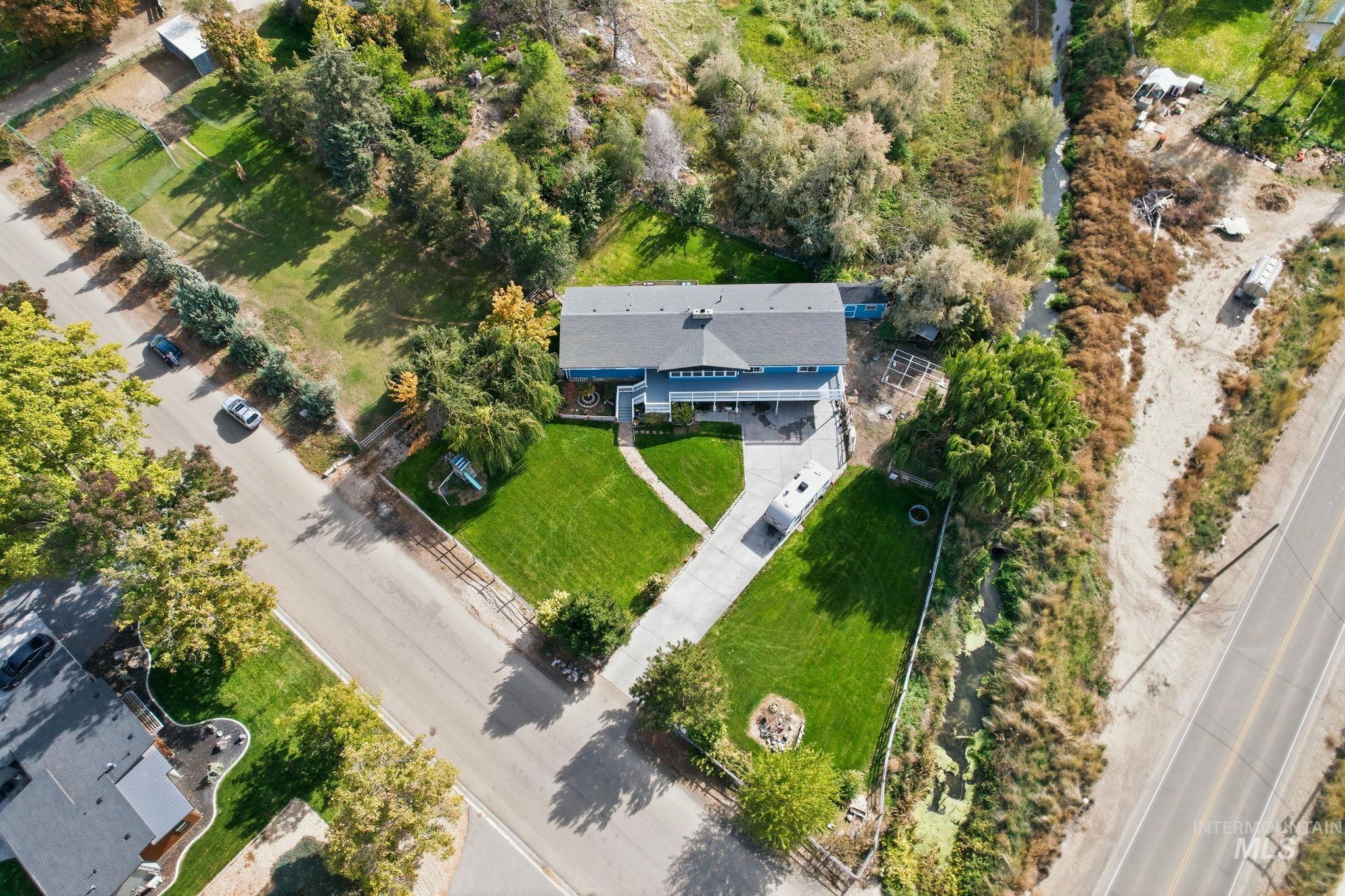 1515 Primrose