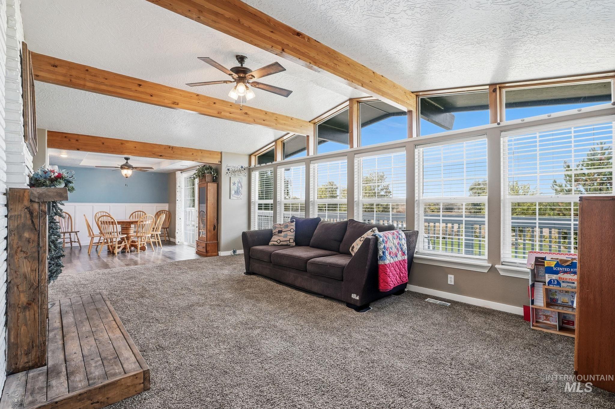 1515 Primrose