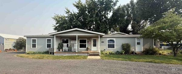1624 BIRCH AVE, LEWISTON, ID 83501 - Image 5ffa745fbd9acfc8ac9d134f9e0b042b/4134383676