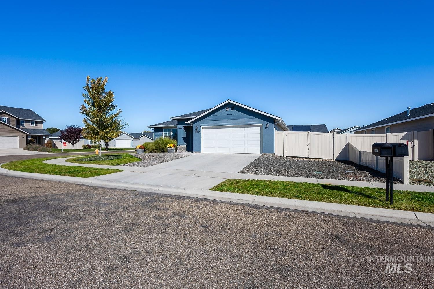 16924 N Lowerfield Loop