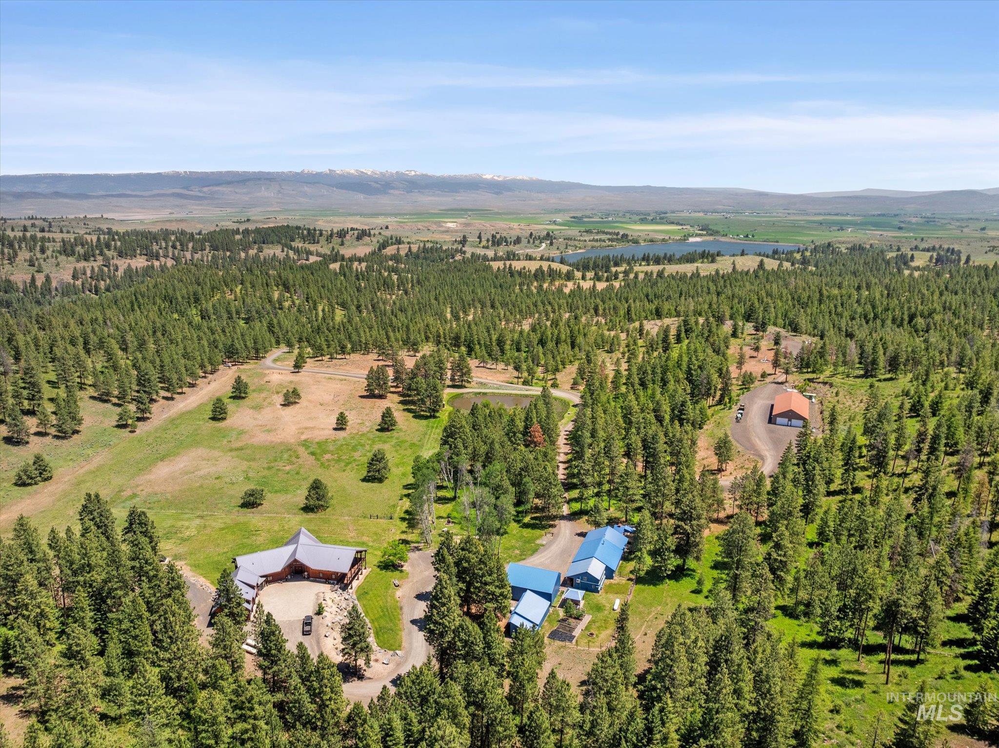 62924 Wolf Creek Ln