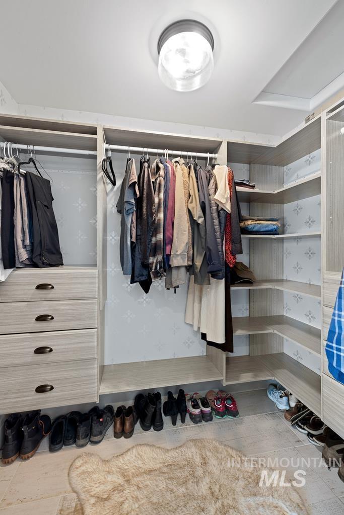 View of walk in closet