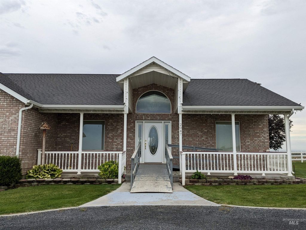 Photo of 2047 E 2975 S, Wendell, ID 83355 (MLS # 98961027)