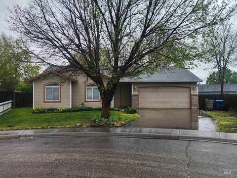 Photo of 2719 Tanglewood Place, Nampa, ID 83687 (MLS # 98983282)