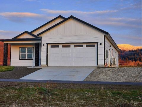 Photo of 2292 Golf Lane, Council, ID 83612 (MLS # 98971415)