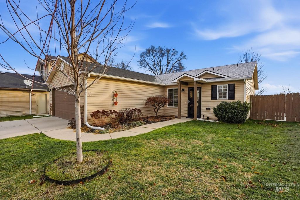 Photo of 3525 S Annette Ave, Boise, ID 83705 (MLS # 98971673)