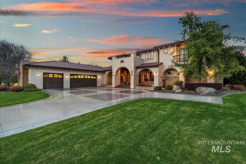 Photo of 1978 N Valle Bello Way, Eagle, ID 83616 (MLS # 98972641)