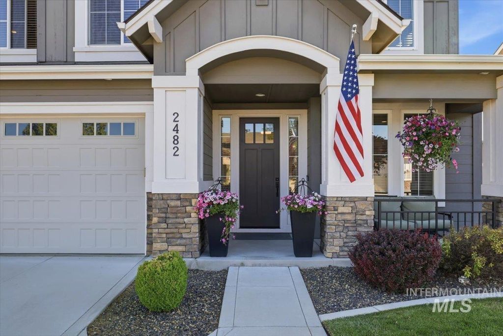 Photo of 2482 E Taormina Dr, Meridian, ID 83642 (MLS # 98985145)