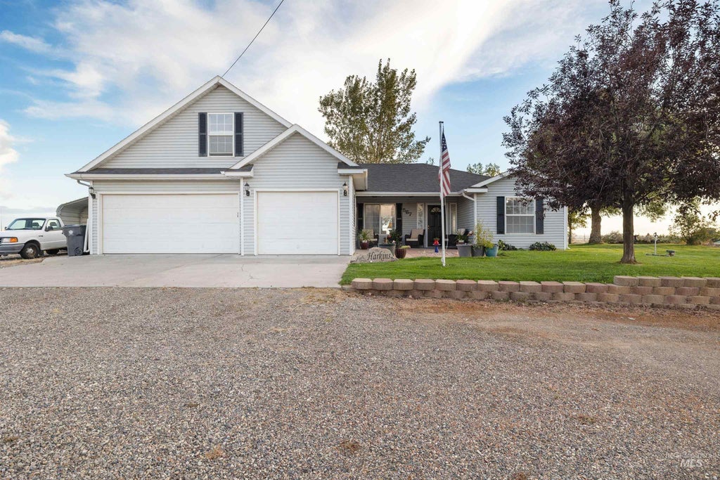 Photo of 567 Smokey Mountain Dr, Jerome, ID 83338 (MLS # 99001689)