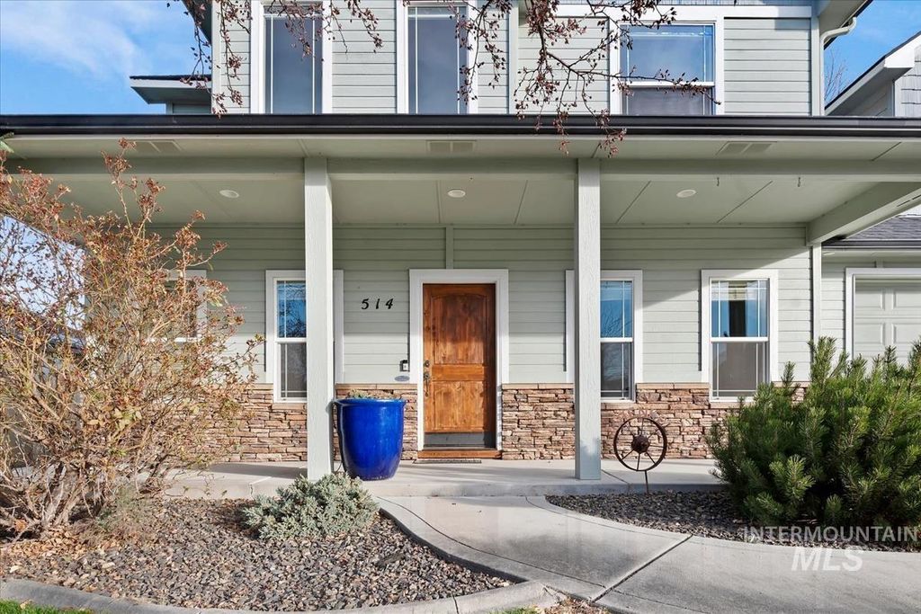 Photo of 514 W Black Rock Dr, Meridian, ID 83646 (MLS # 98980961)