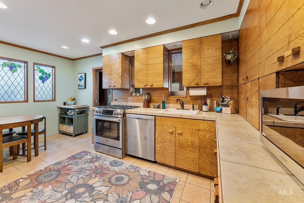 Photo of 532 Pierce Street, Twin Falls, ID 83301 (MLS # 98964267)