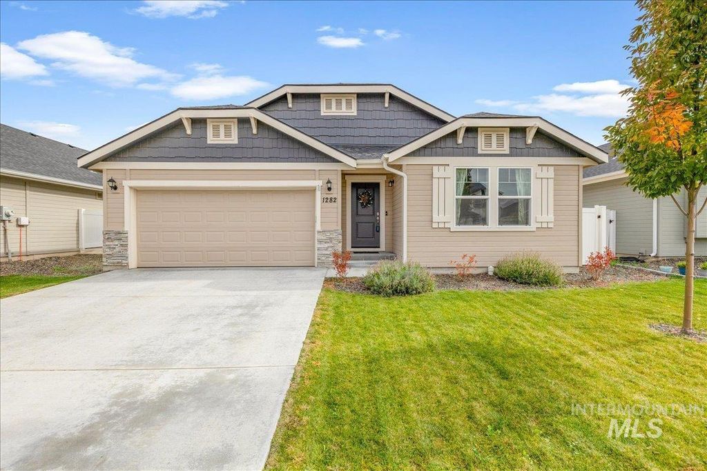 Photo of 1282 S Threave Ave, Kuna, ID 83634 (MLS # 98964899)
