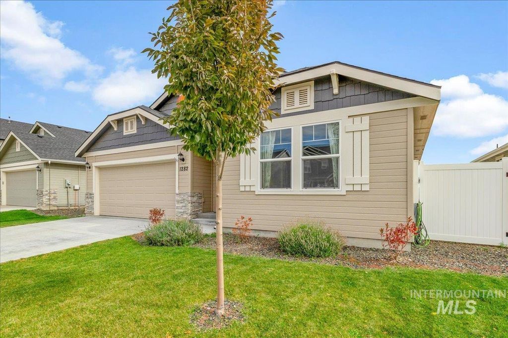 Photo of 1282 S Threave Ave, Kuna, ID 83634 (MLS # 98964899)