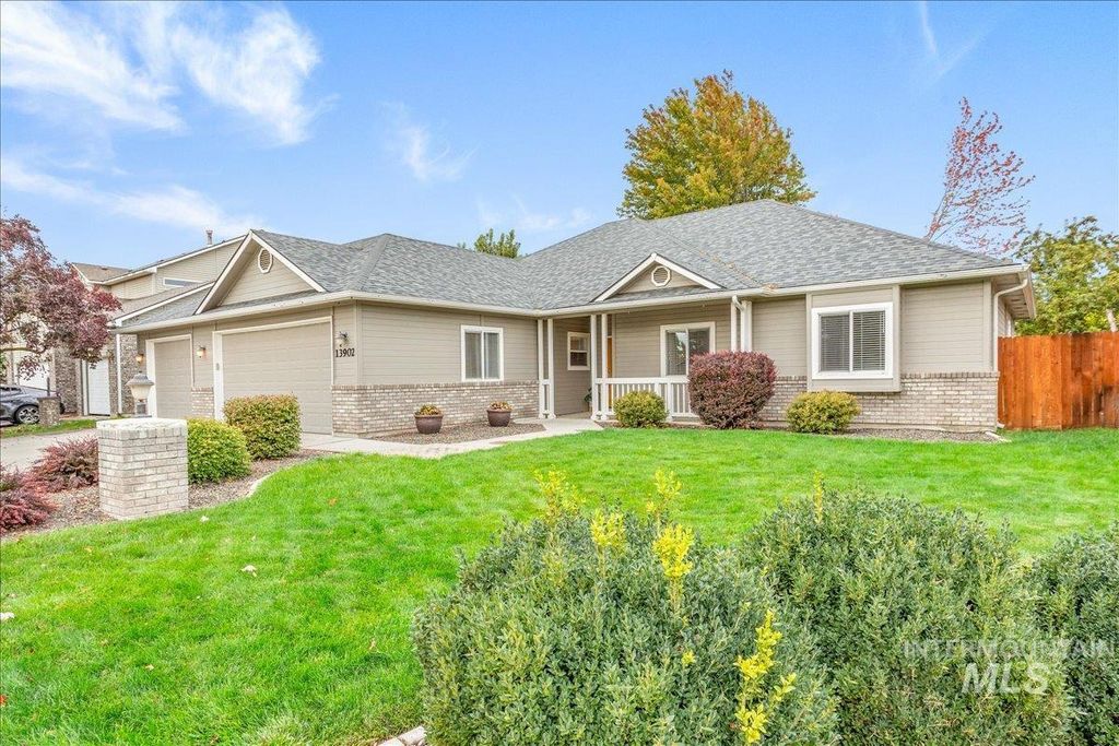 Photo of 13902 W Hartford Dr, Boise, ID 83713 (MLS # 98963757)