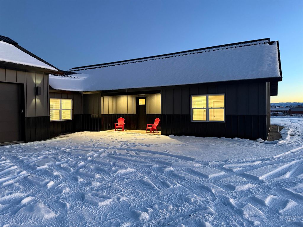 Photo of 14059 Mulberry Street, McCall, ID 83638 (MLS # 98971007)