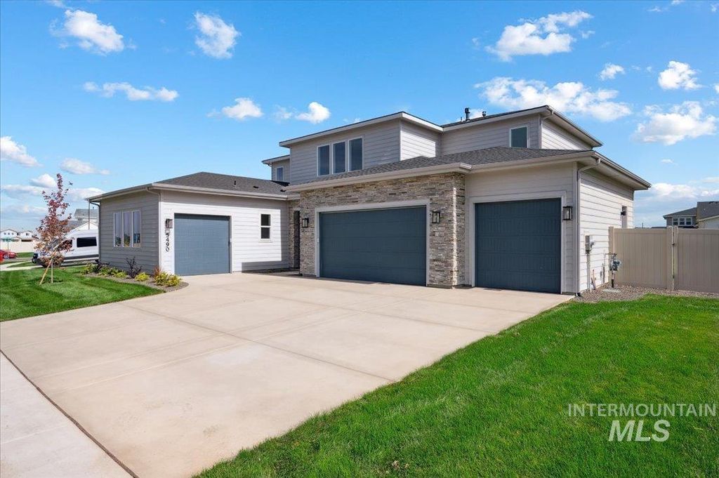 Photo of 1100 W Switchgrass Dr, Meridian, ID 83634 (MLS # 98985743)