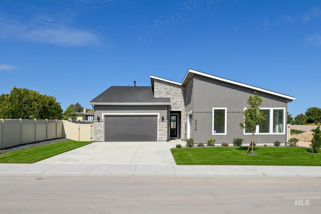 Photo of 5416 Sparky Ave, Caldwell, ID 83607 (MLS # 98971228)