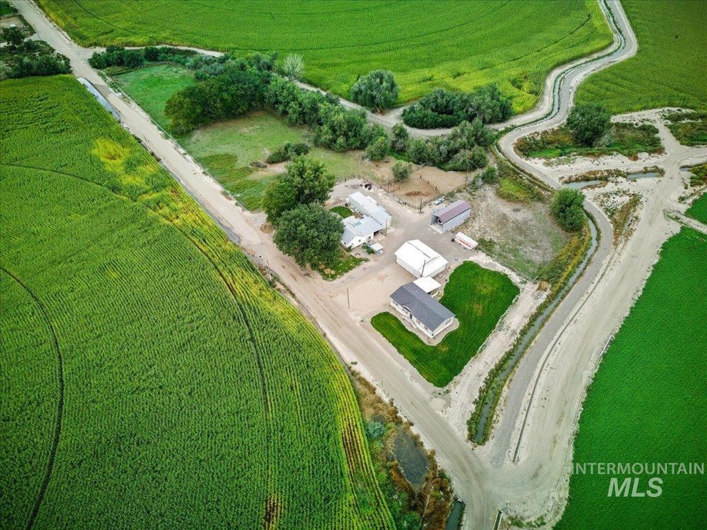 Photo of 4180 Dines Ln, Homedale, ID 83628 (MLS # 98961800)