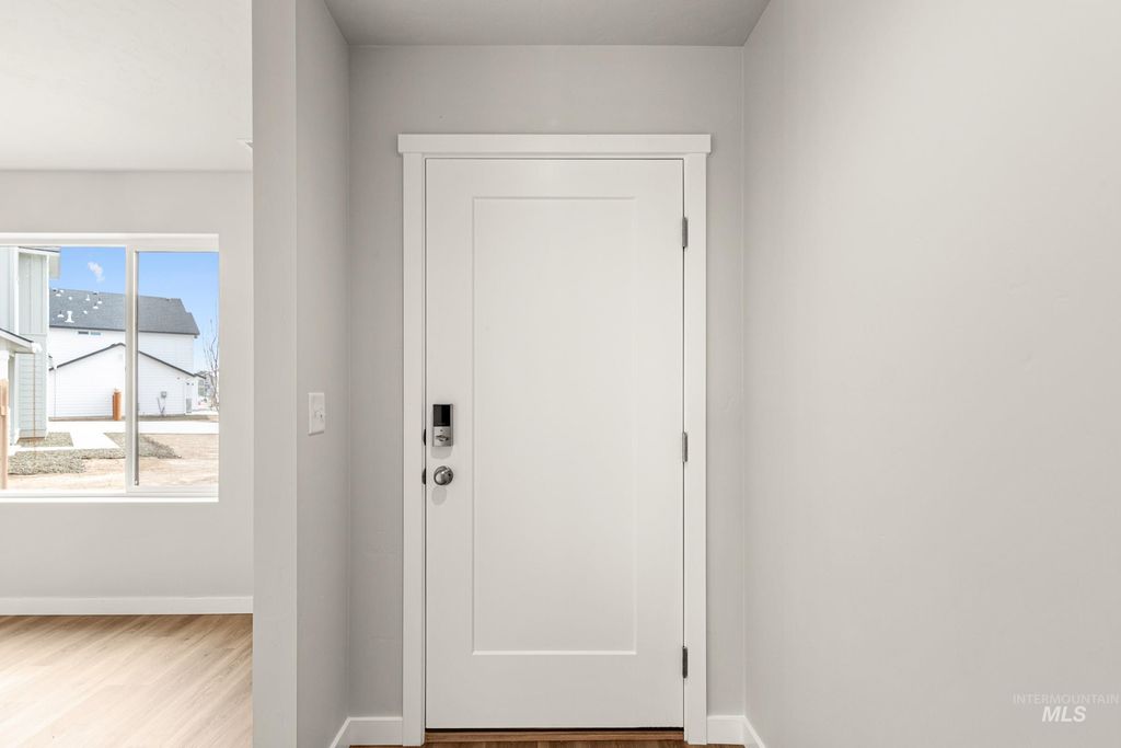 Photo of 13730 Inman Ct, Caldwell, ID 83607 (MLS # 98978572)