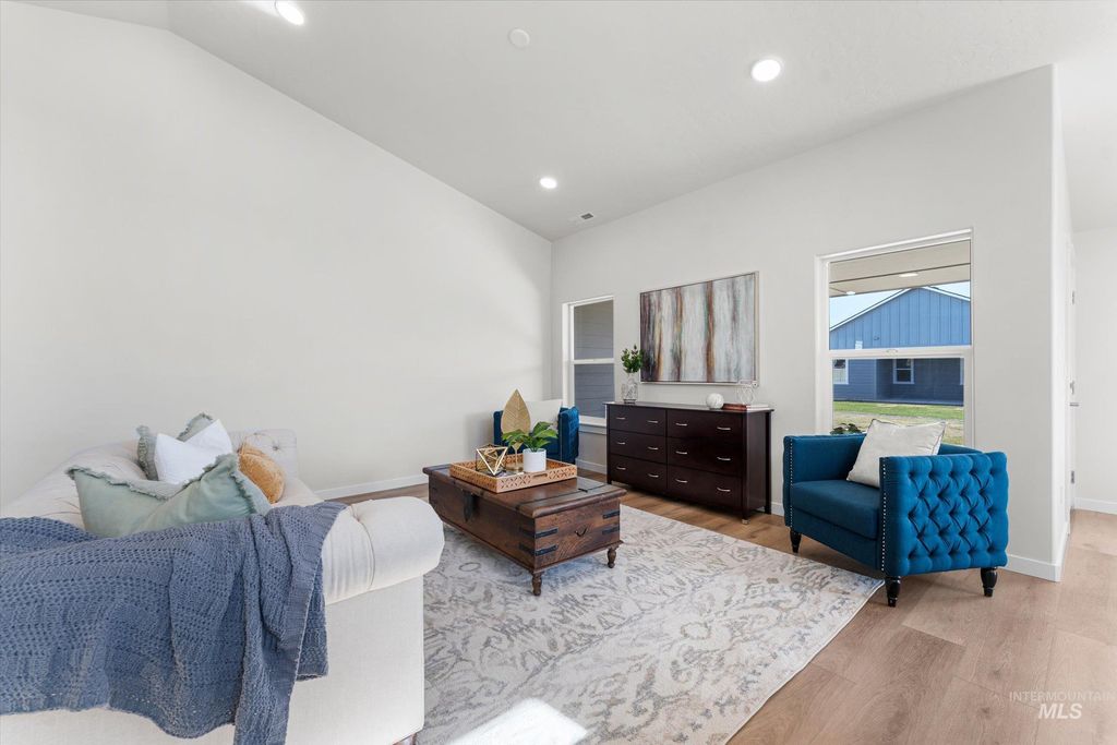 Photo of 17240 N Sendoa Pl, Nampa, ID 83687 (MLS # 98966090)