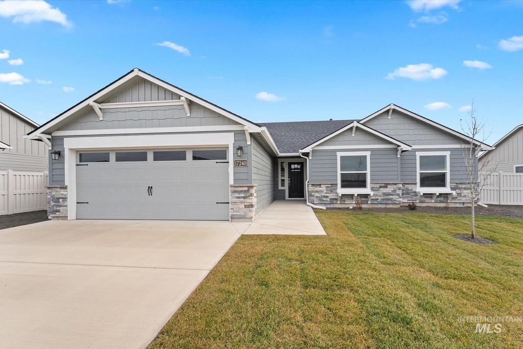 Photo of 17240 N Sendoa Pl, Nampa, ID 83687 (MLS # 98966090)