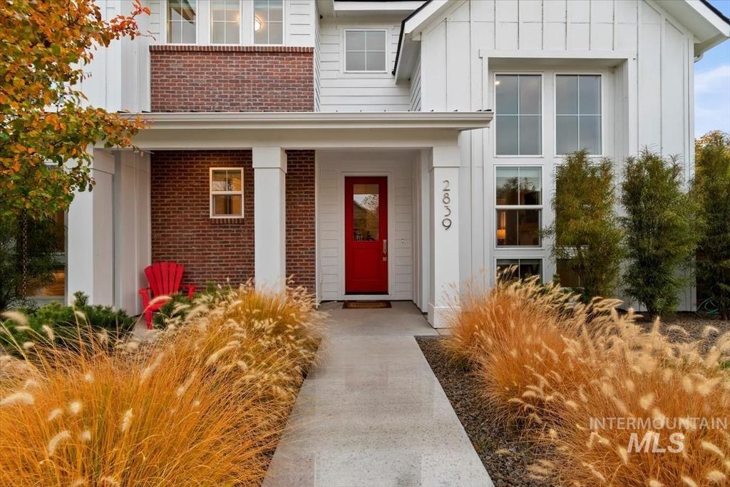 Photo of 2839 S Barnside Way, Boise, ID 83716 (MLS # 98966859)