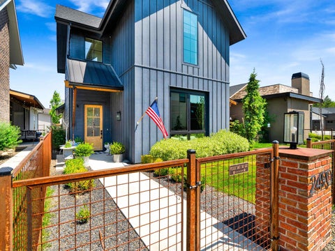 Photo of 2490 W Rustic Forge St, Eagle, ID 83616 (MLS # 98990522)