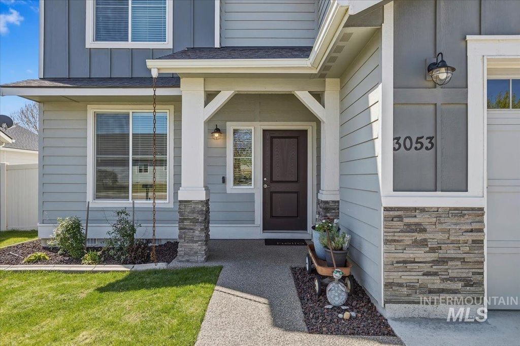 Photo of 3053 W Tango Creek St, Meridian, ID 83646 (MLS # 98983245)