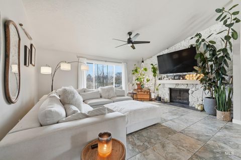 Photo of 2994 S Ithaca Ave, Boise, ID 83709 (MLS # 98978301)