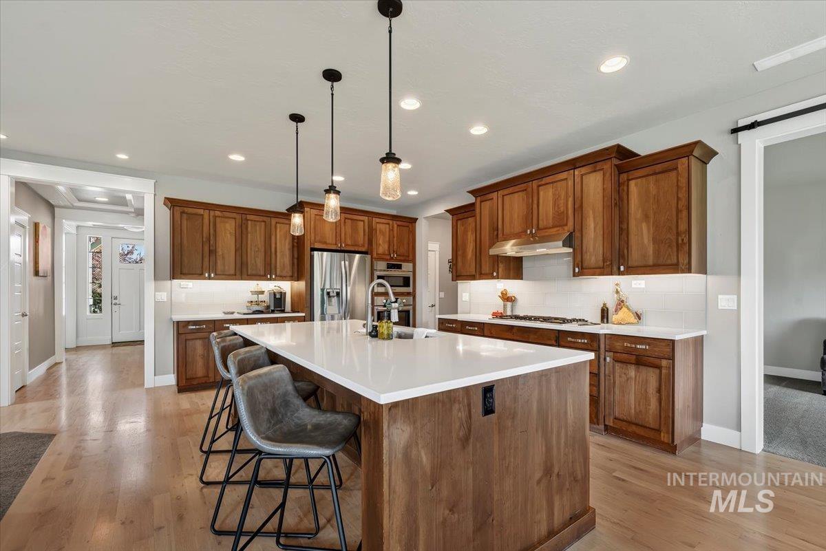 25 W Heston Dr