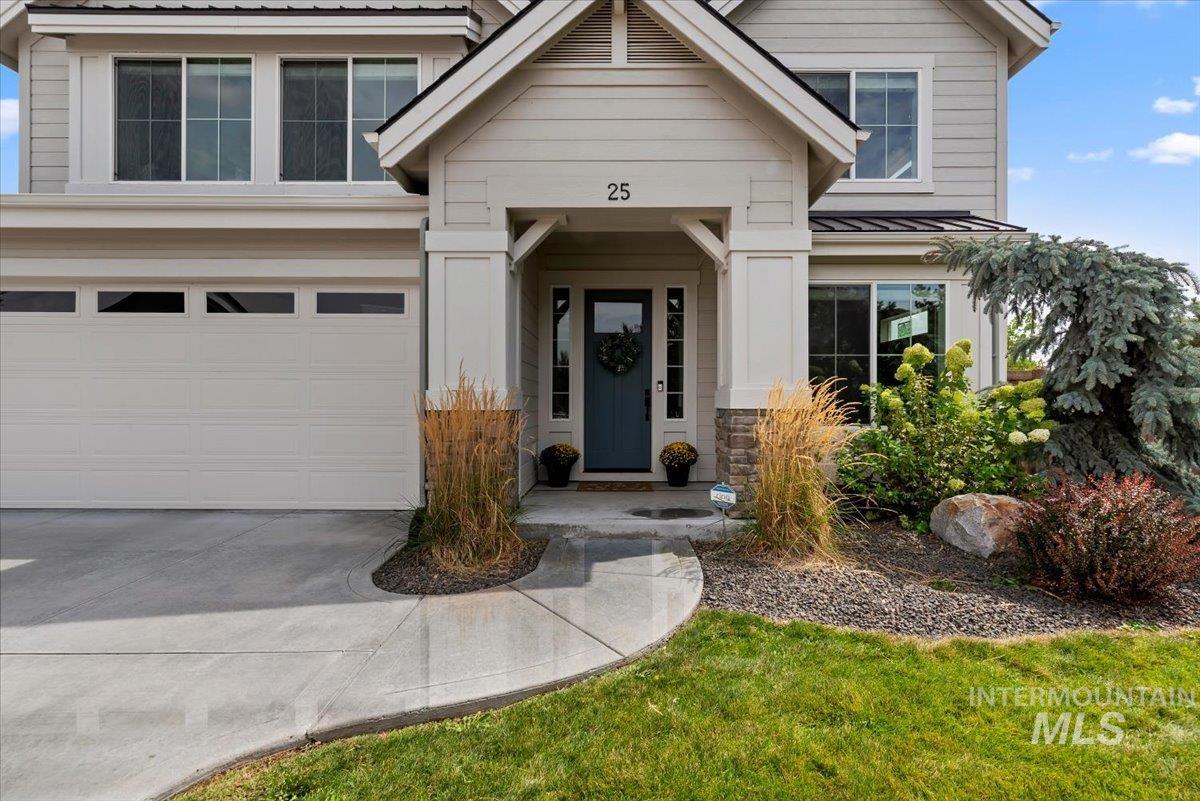25 W Heston Dr