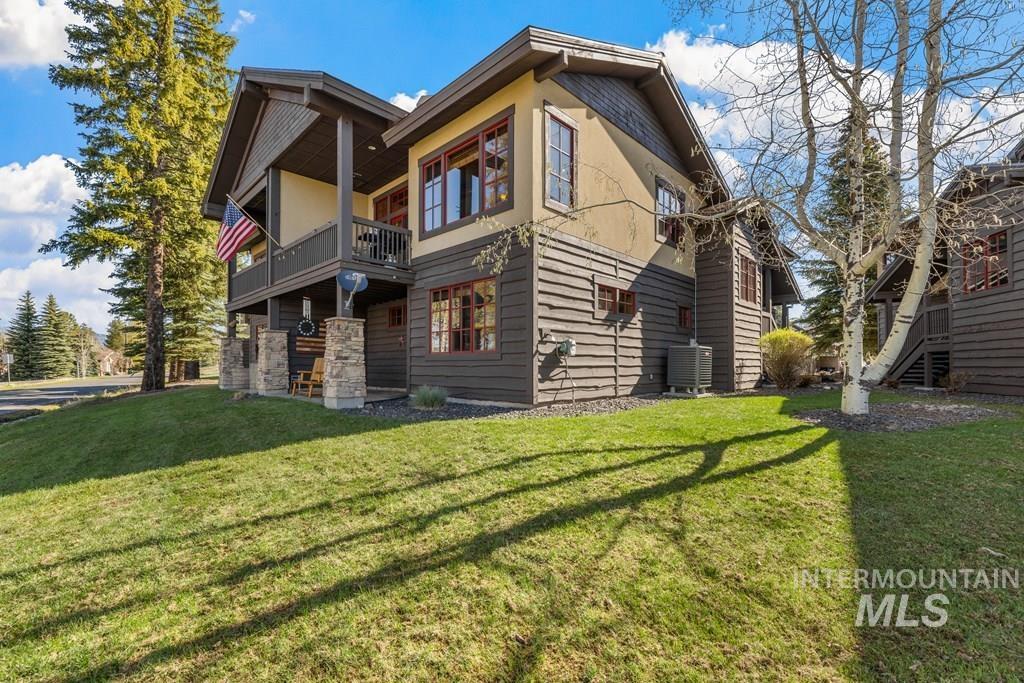1391 Greystone Dr.