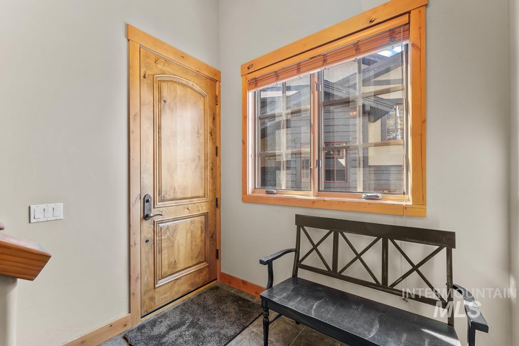 1391 Greystone Dr.