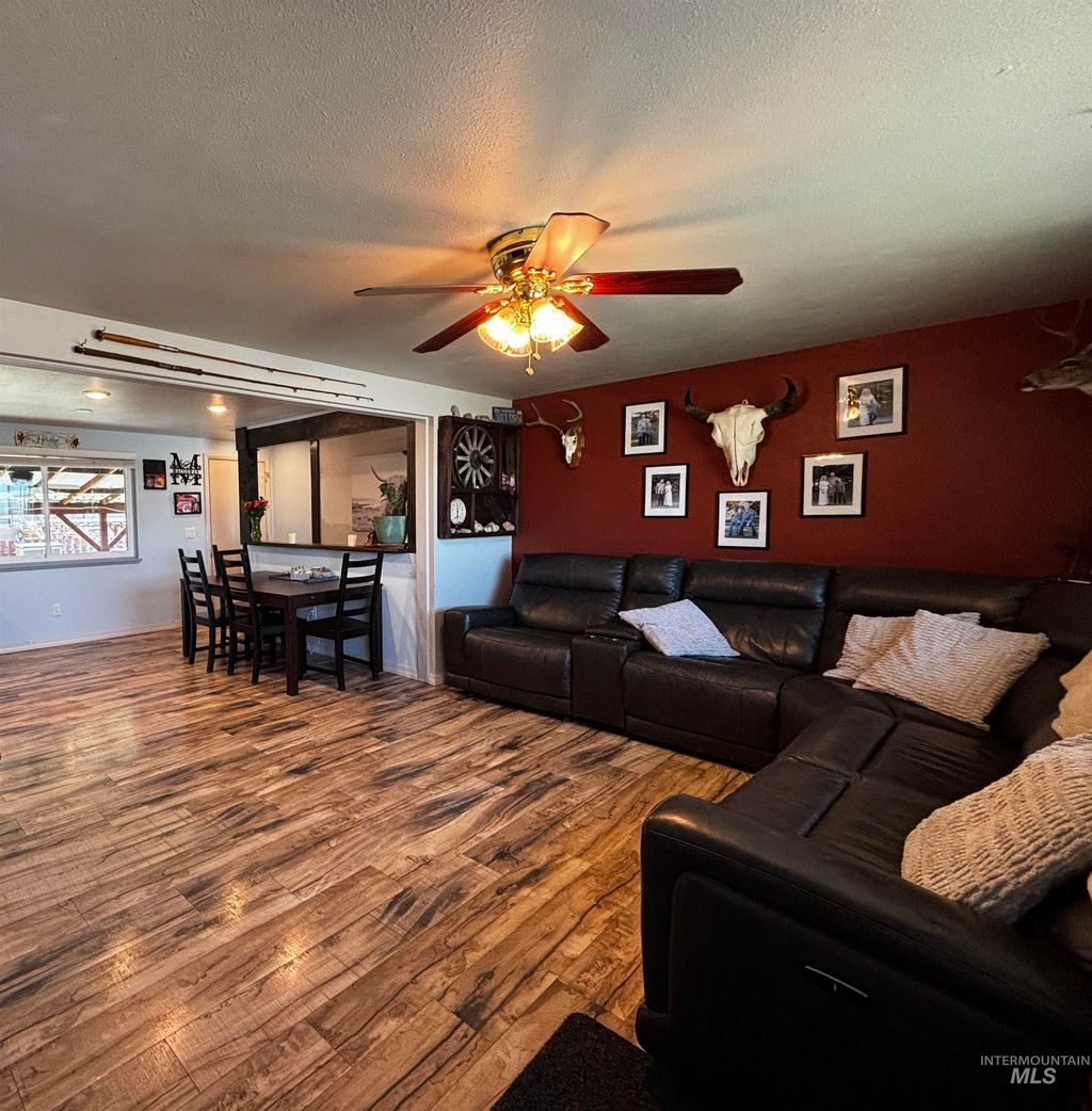 Photo of 2217 E 4000 N, Filer, ID 83328 (MLS # 98979843)