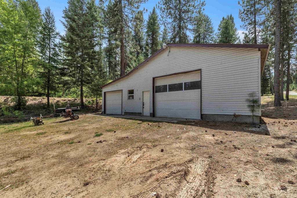 Photo of 9 Twilight Dr, Garden Valley, ID 83622 (MLS # 98992157)