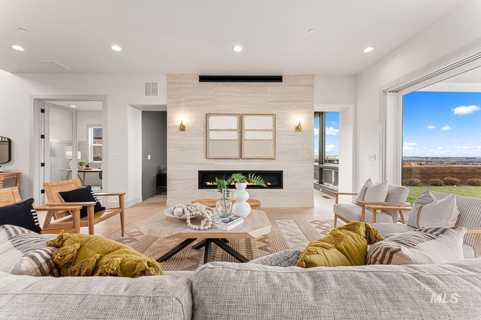 3731 E Glacier Lily Place
