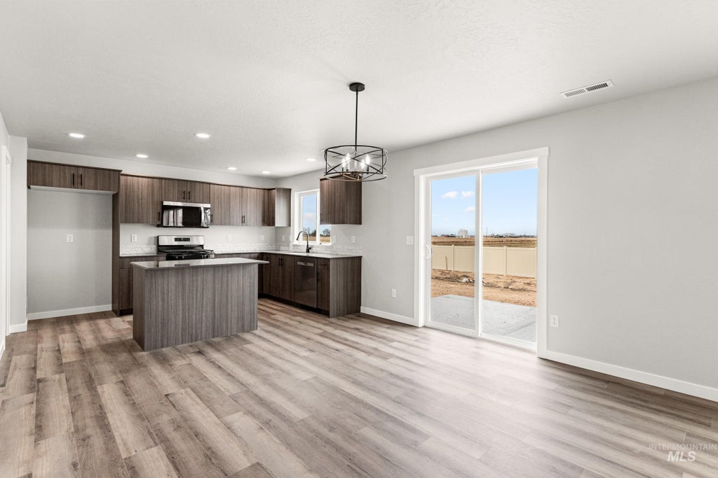 Photo of 8277 E Presley Ct, Nampa, ID 83687 (MLS # 98991826)